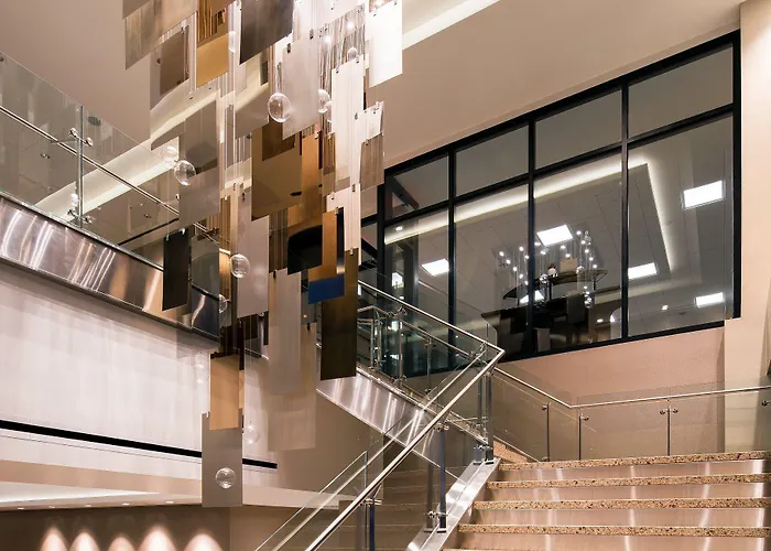 Courtyard By Marriott Downtown 3*