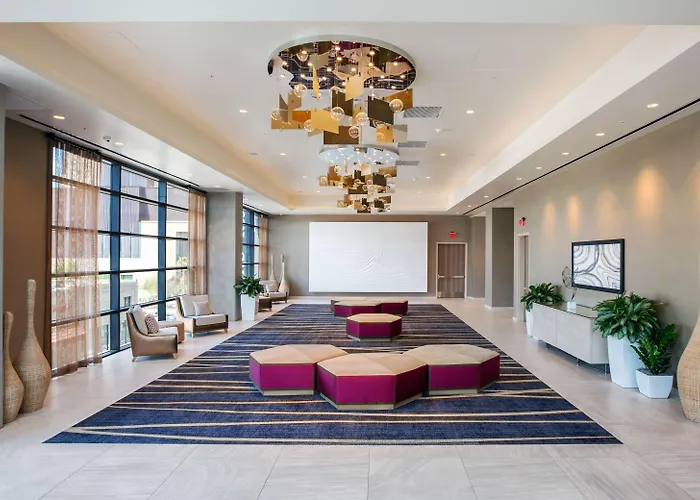 Courtyard By Marriott Downtown Phoenix