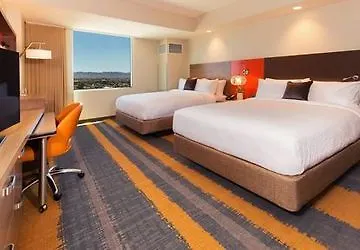 Courtyard By Marriott Downtown Phoenix