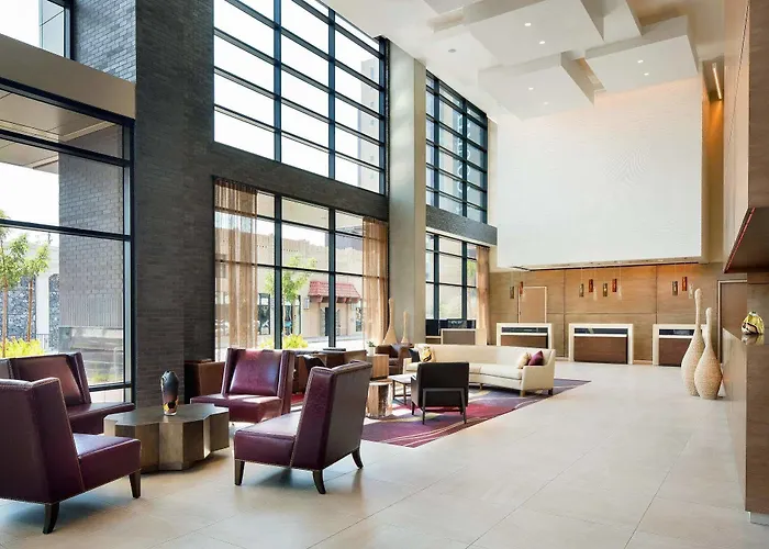 Hotel Courtyard By Marriott Downtown